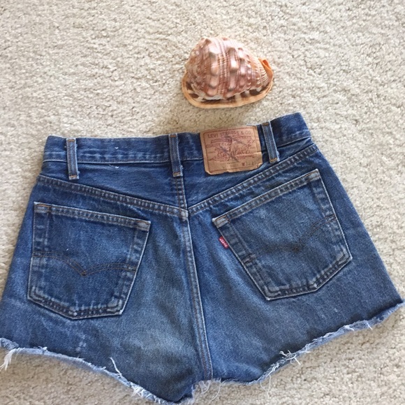 ❌SOLD❌ IN BUNDLE LEVI’S VINTAGE WOMEN’S 501 Jeans - Picture 3 of 7